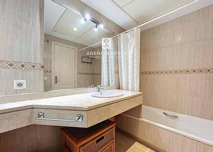 Alo Urban Sunshine * Estepona